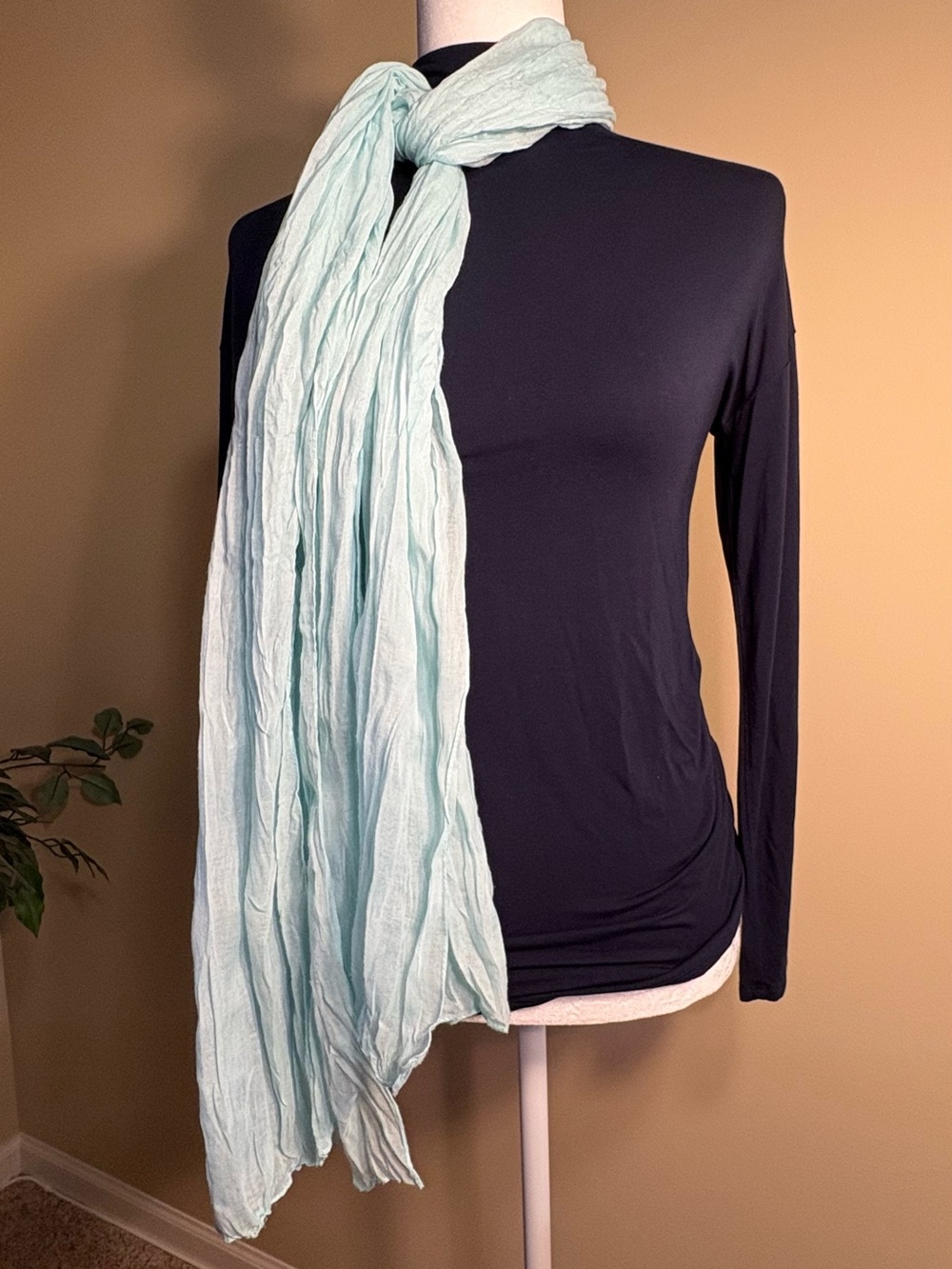 Fashion Scarf Pale Turquoise, Crinkly Fabric